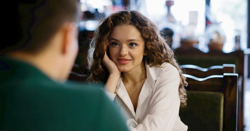 Почему мы встречаем «не тех мужчин»: как самооценка влияет на выбор партнера