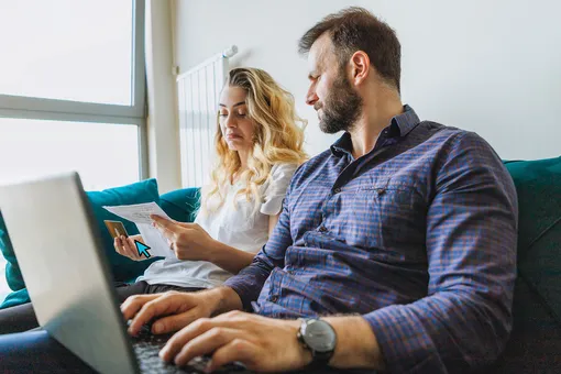 Совместные покупки в сожительстве: как не остаться у разбитого корыта