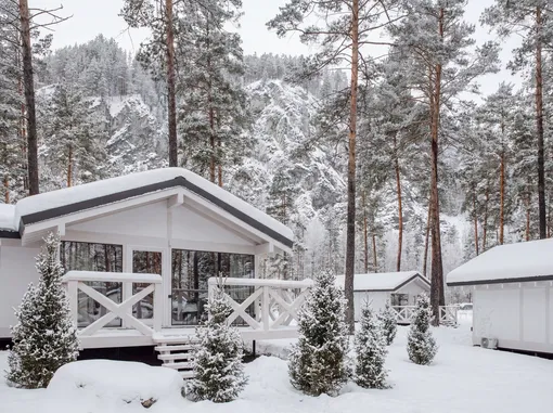 Весна на Алтае: где жить, что есть и чем заняться