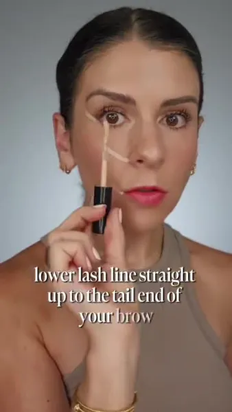 Как сделать лифтинг-макияж консилером: эти 5 точек на лице омолодят тебя на 5 лет Как сделать лифтинг-макияж консилером: эти 5 точек на лице омолодят тебя на 5 лет