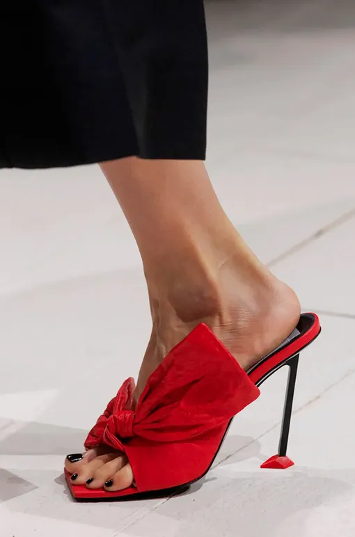 Givenchy весна-лето 2026
