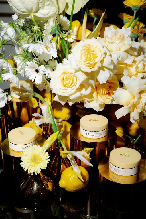 Бьюти-дайджест VOICE: самые яркие новости месяца из мира красоты