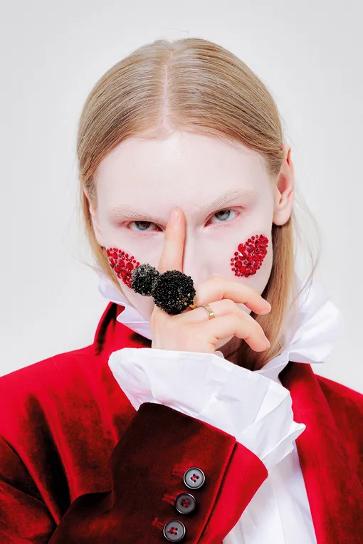 Заверните, пожалуйста, всё: гид вирусным брендам Московской недели моды Заверните, пожалуйста, всё: гид вирусным брендам Московской недели моды