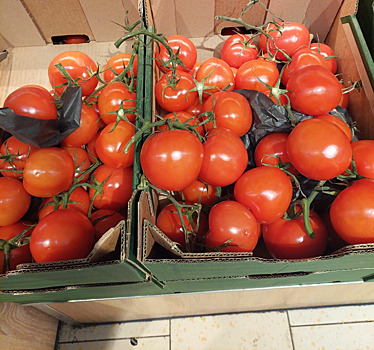 Что добавить в консервированные помидоры, чтобы они не испортились