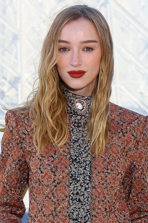 Плоские брови: как повторить самый красивый и практичный бьюти-тренд этой весны