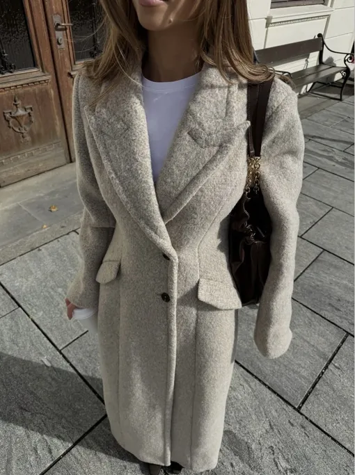 Эти 10 моделей пальто долго не выйдут из трендов – их носят все фэшн-блогеры