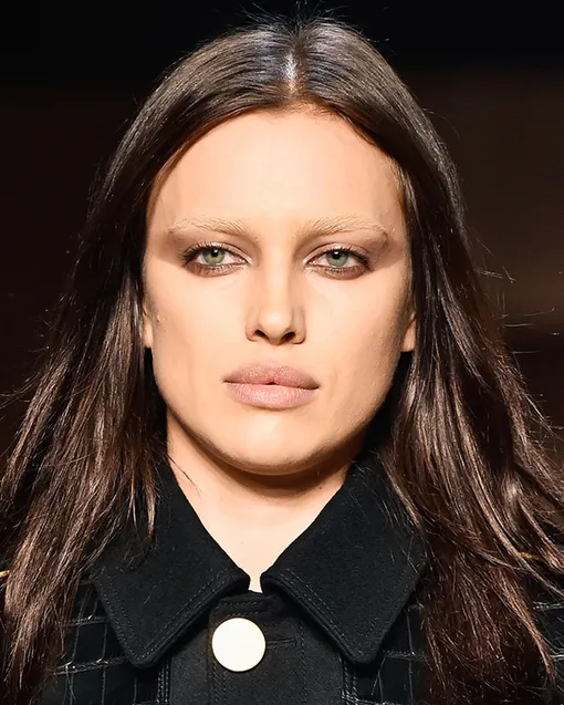 Обесцвеченные брови: кому из звезд идет этот тренд, а кому — нет