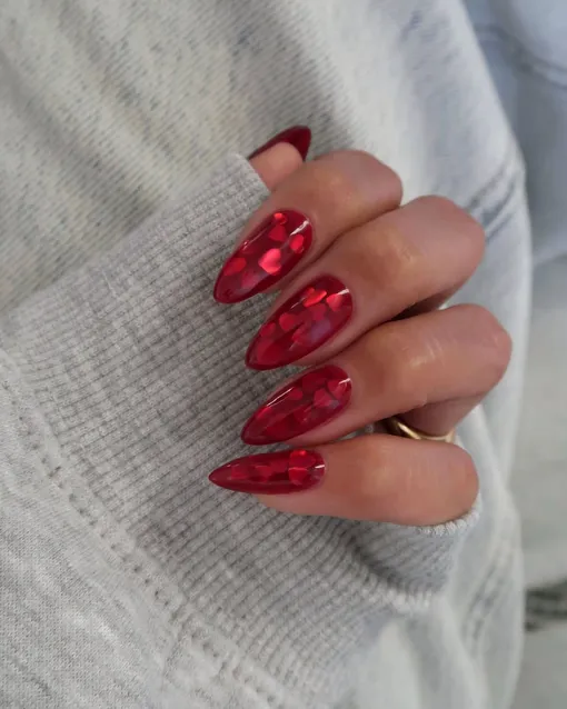 Какой маникюр можно сделать к 14 февраля: 10 модных вариантов на разную длину и форму Какой маникюр можно сделать к 14 февраля: 10 модных вариантов на разную длину и форму