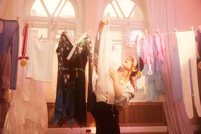 В главной роли: Женя Медведева выпускает свою коллекцию одежды