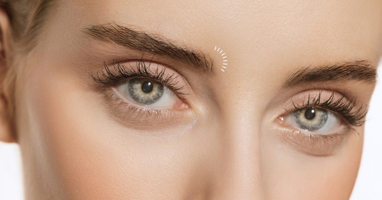 Как отрастить роскошные брови всего за месяц: поможет это дешевое средство из аптеки