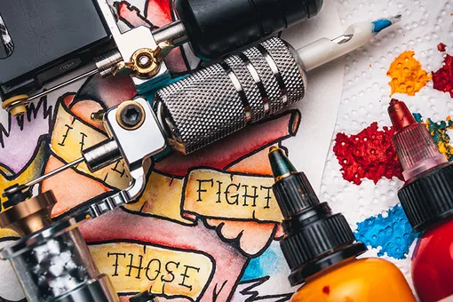 Там больно! 8 мест, на которые не стоит наносить татуировку