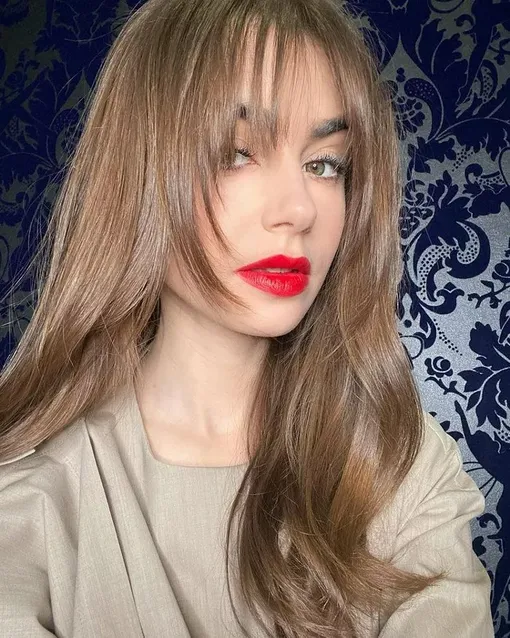 Картонный блонд: это элегантное и омолаживающее окрашивание заполнило соцсети в апреле-2026 Картонный блонд: это элегантное и омолаживающее окрашивание заполнило соцсети в апреле-2026