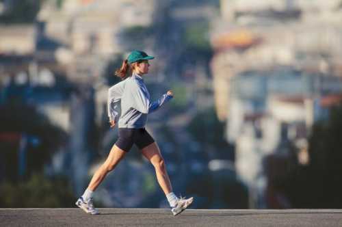 Топ-5 спортивных направлений, которые в разы эффективнее для похудения, чем бег