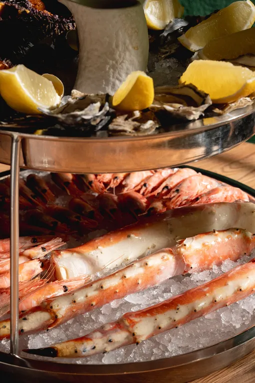 Где отметить День всех влюбленных: рестораны Москвы, Санкт-Петербурга и Дубая