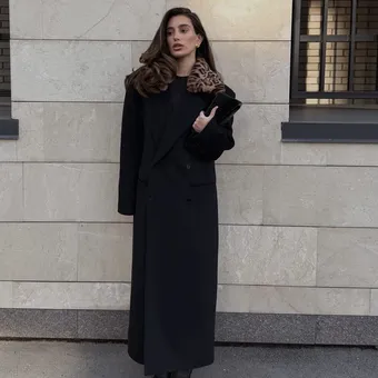 Весной-2026 все девушки будут носить пальто с меховым воротником – как у Кейт Миддлтон