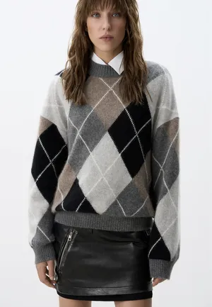 Джемпер BRUSNIKA