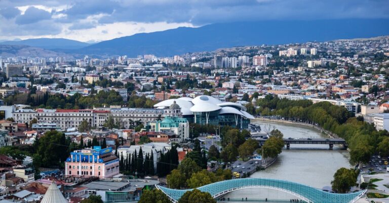 Достопримечательности Тбилиси: список, фото, что посмотреть и чем заняться, путеводитель
