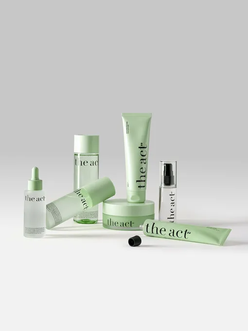 Бьюти-дайджест: главные новости апреля в мире косметики