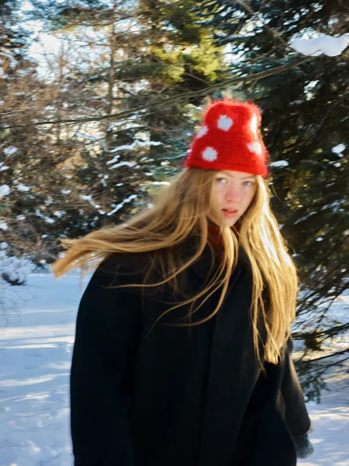 Заверните, пожалуйста, всё: гид вирусным брендам Московской недели моды Заверните, пожалуйста, всё: гид вирусным брендам Московской недели моды