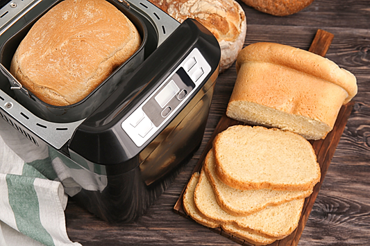 Свежий и ароматный хлеб без вредных добавок уже давно можно выпекать в домашних условиях.