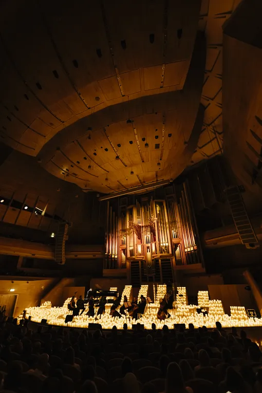 Новые спектакли, ярмарка современного искусства, музыкальный байопик и многое другое: дайджест событий апреля Новые спектакли, ярмарка современного искусства, музыкальный байопик и многое другое: дайджест событий апреля