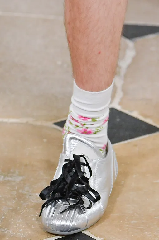 Как выглядят самые модные кроссовки весны-лета 2026