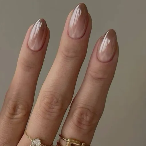 Не хватает только пенки: 10 лучших дизайнов маникюра в цвете «кофе с молоком»