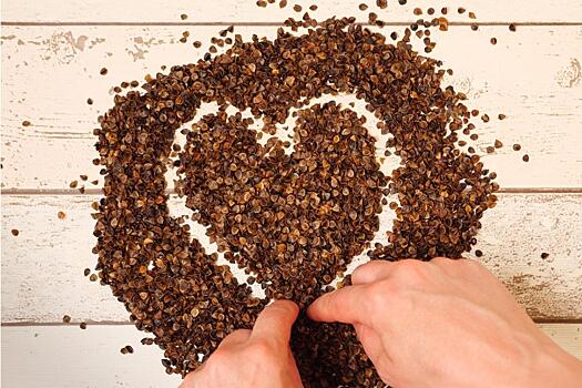 Способ из бабушкиного сундука: зачем насыпать гречку в обувь