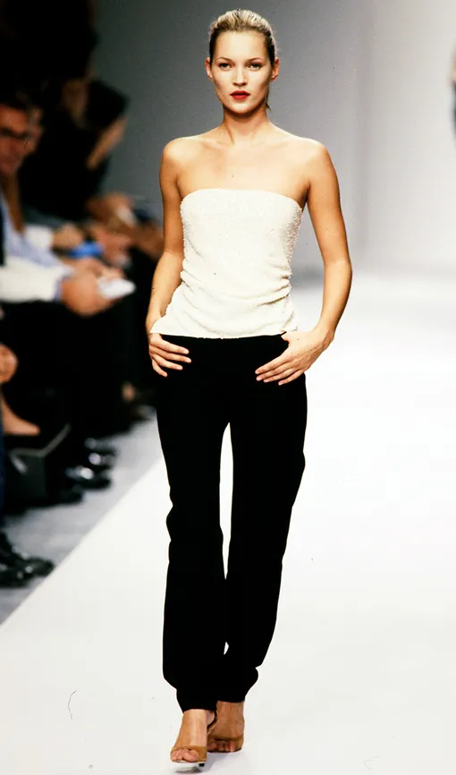 Кейт Мосс на показе Narciso Rodriguez, осень-зима 1997/1998