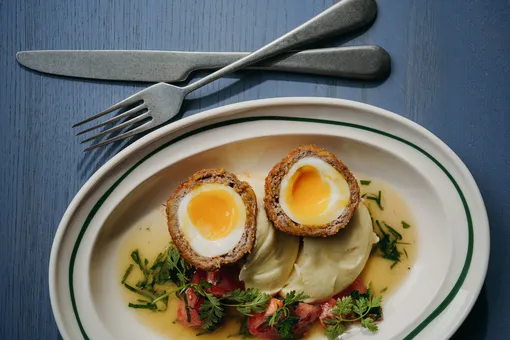 Большие завтраки, десерты жуткие и прекрасные, анчоусы и гуляш со сметаной: свежий дайджест гастрономических новостей Большие завтраки, десерты жуткие и прекрасные, анчоусы и гуляш со сметаной: свежий дайджест гастрономических новостей