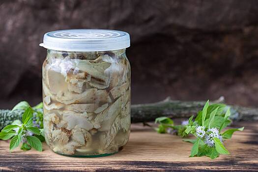 Как засолить грузди на зиму: топ-5 рецептов