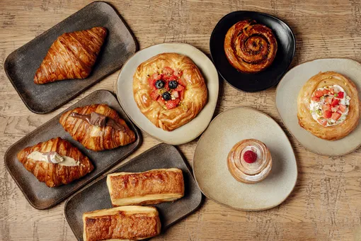 Самые обсуждаемые рестораны столиц и регионов, особые меню и блюда + сезон сморчков: свежий гастрономический дайджест