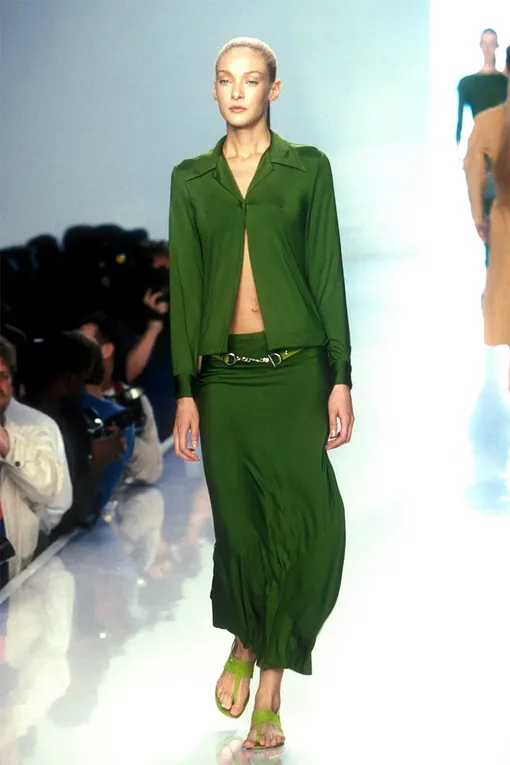 Модная битва: как Эмма Стоун скопировала культовый образ Гвинет Пэлтроу из 90-х