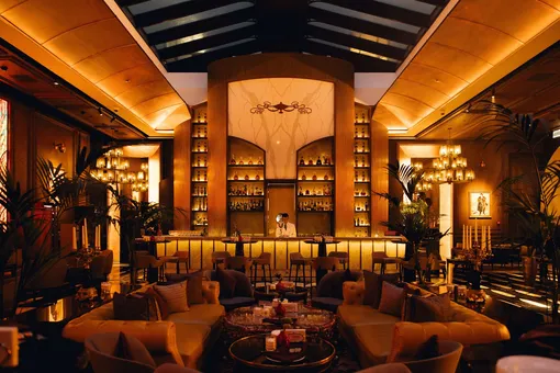 Где отметить День всех влюбленных: рестораны Москвы, Санкт-Петербурга и Дубая