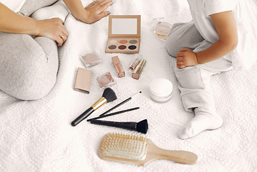 Бьюти-рутина для самых маленьких: что за новый тренд