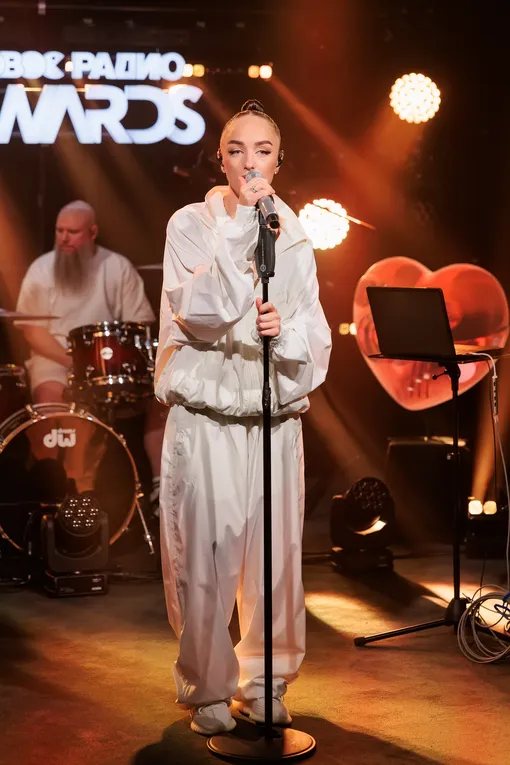 10 миллионов добрых сердец встретились на премии «Новое Радио AWARDS»