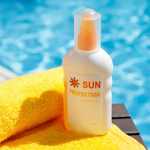 Почему ты сгораешь, даже если наносишь SPF: 13 ошибок, которые легко избежать