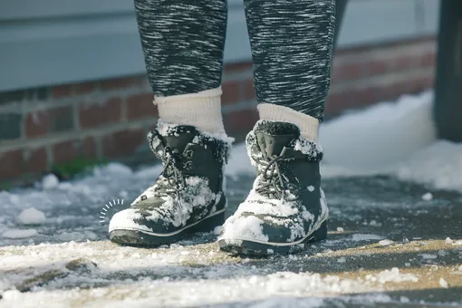 Как убрать противогололедные реагенты с одежды и обуви Как отчистить противогололедный реагент с одежды и обуви