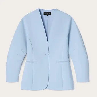 Cливочный желтый, подвинься: ледяной голубой – самый модный оттенок сезона Cливочный желтый, подвинься: ледяной голубой – самый модный оттенок сезона