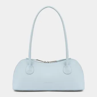 Cливочный желтый, подвинься: ледяной голубой – самый модный оттенок сезона Cливочный желтый, подвинься: ледяной голубой – самый модный оттенок сезона