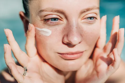 Почему ты сгораешь, даже если наносишь SPF: 13 ошибок, которые легко избежать