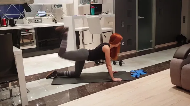 Нажми и смотри