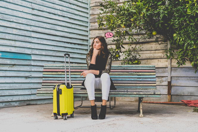 Опоздала на рейс, потеряла чемодан, дали плохой номер: как решить проблемы в отпуске