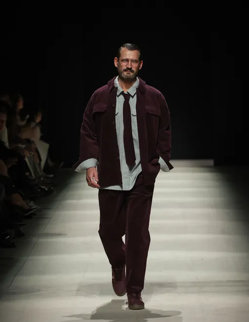 Китайский футуризм, якутские мотивы и классика без правил: 5 показов Московской недели моды, которые нельзя пропустить Китайский футуризм, якутские мотивы и классика без правил: 5 показов Московской недели моды, которые нельзя пропустить