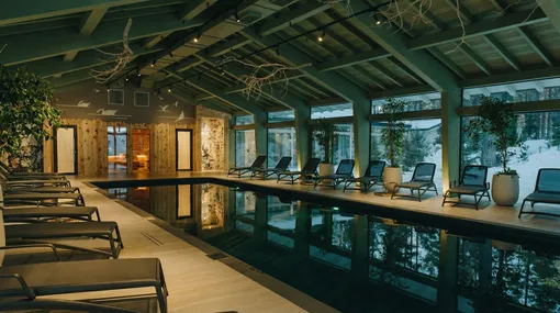 Весна на Алтае: где жить, что есть и чем заняться