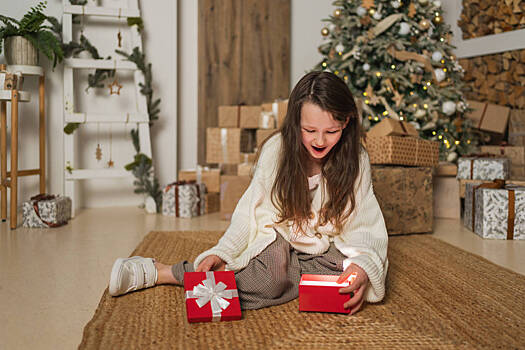 Эксперт по этикету призвал не передаривать новогодние презенты