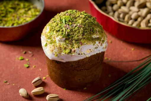 Необычные рецепты вкусных куличей к Пасхе: два новых варианта от шеф-поваров