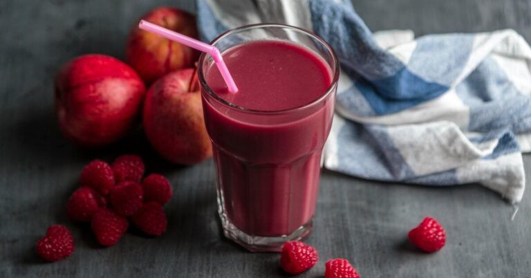 Правило «меньше ешь, больше двигайся» не работает: 5 рекомендаций по питанию, которые устарели к 2026 году.