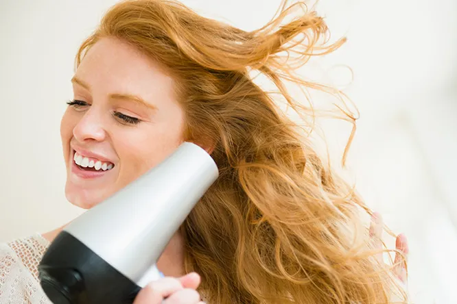 Фен-шуй по всем правилам: как быстро высушить волосы и не повредить их