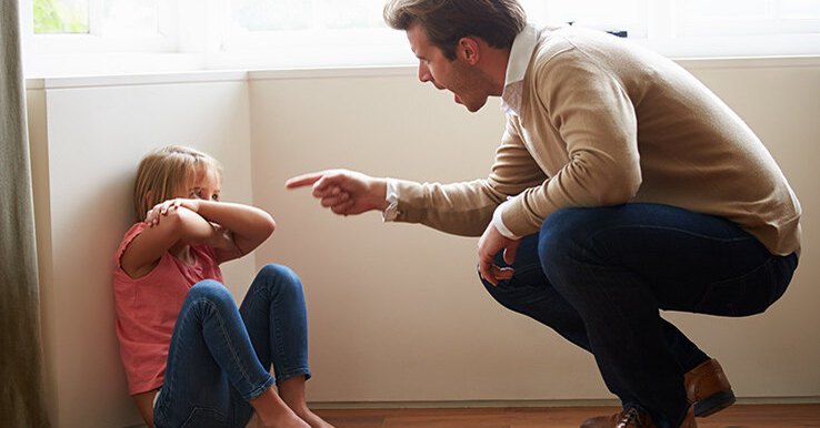 Не папины дочки: 4 поучительные истории о сложных отношениях с отцами